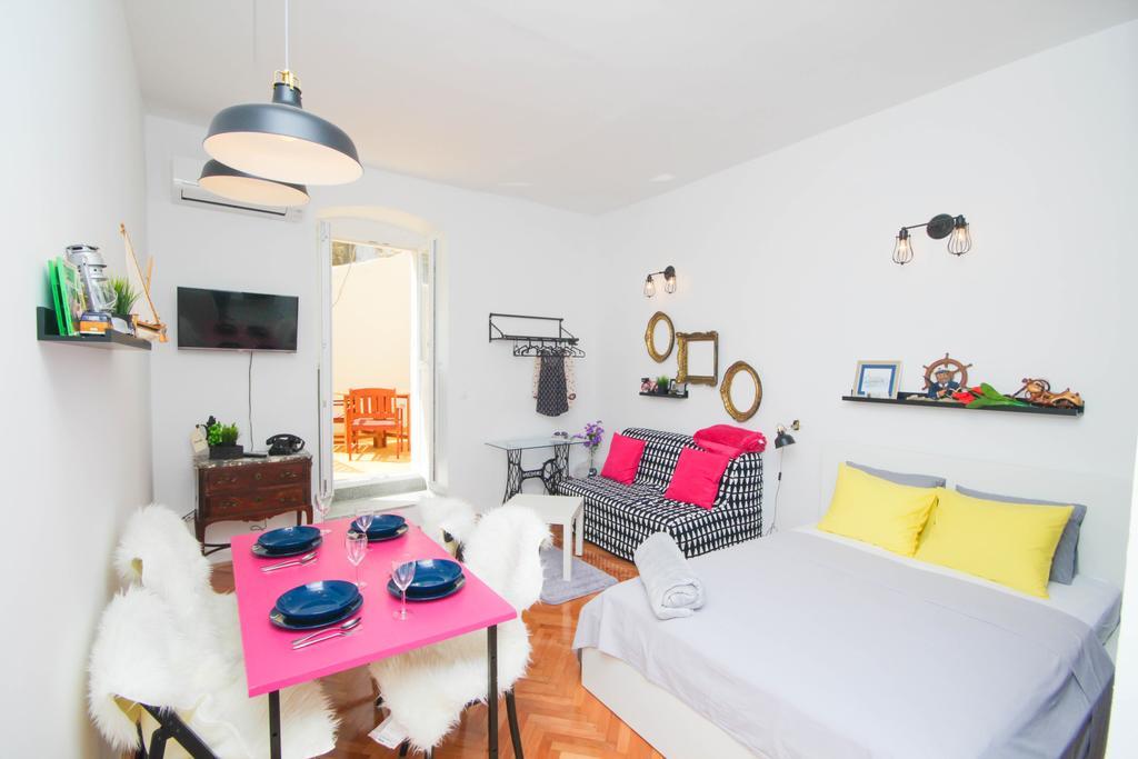 Fab 'N' Chic Apartments 斯普利特 外观 照片